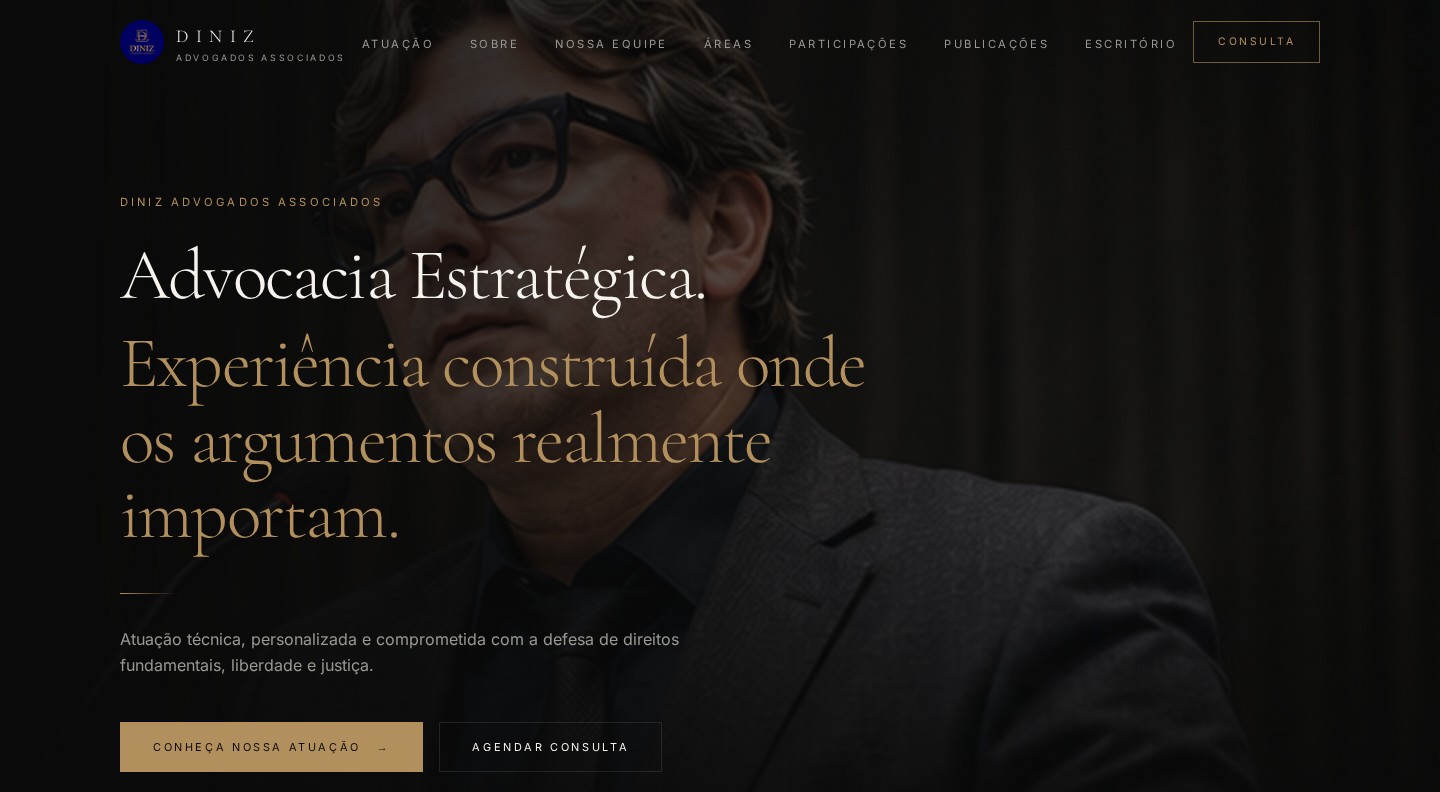 Hero do site da Diniz Advogados Associados em desktop